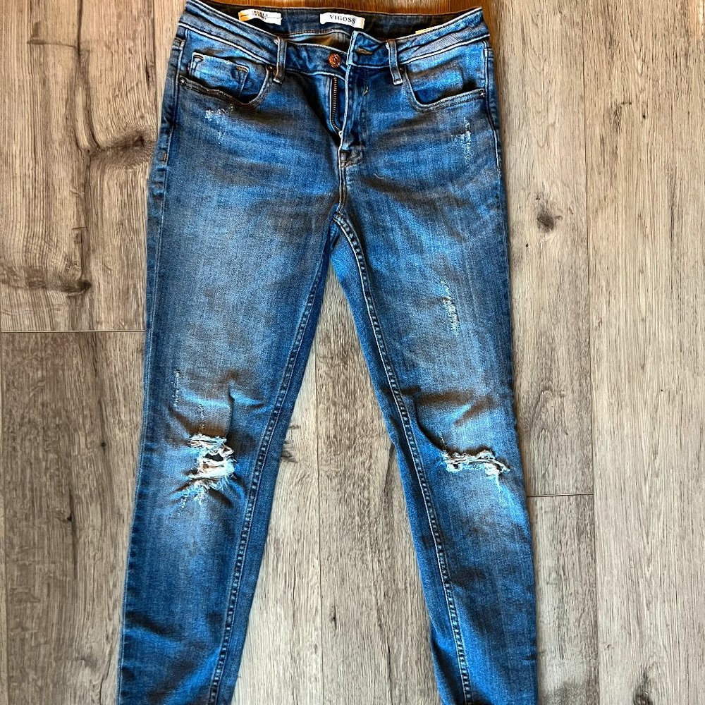 Distressed Skinny Jeans - Sz 28